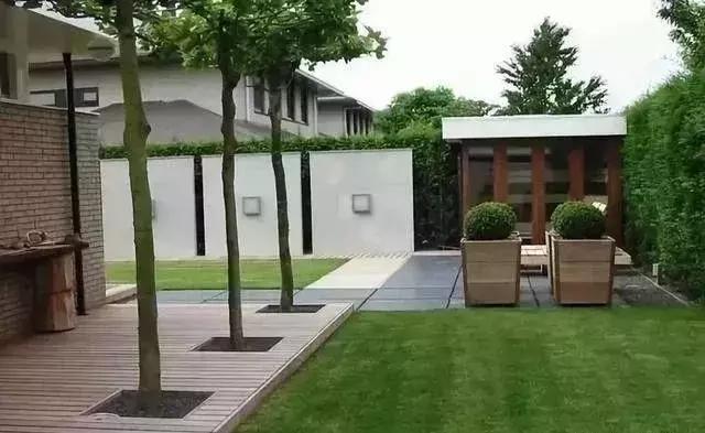 花園草坪的種植方法與養護管理經驗 花園草坪的種植方法與養護管理經驗