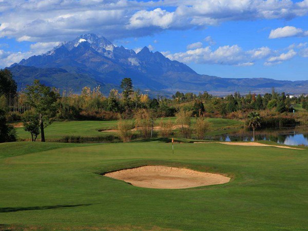 剪股穎草坪它的優(yōu)缺點(diǎn)都有哪些 剪股穎草坪它的優(yōu)缺點(diǎn)都有哪些